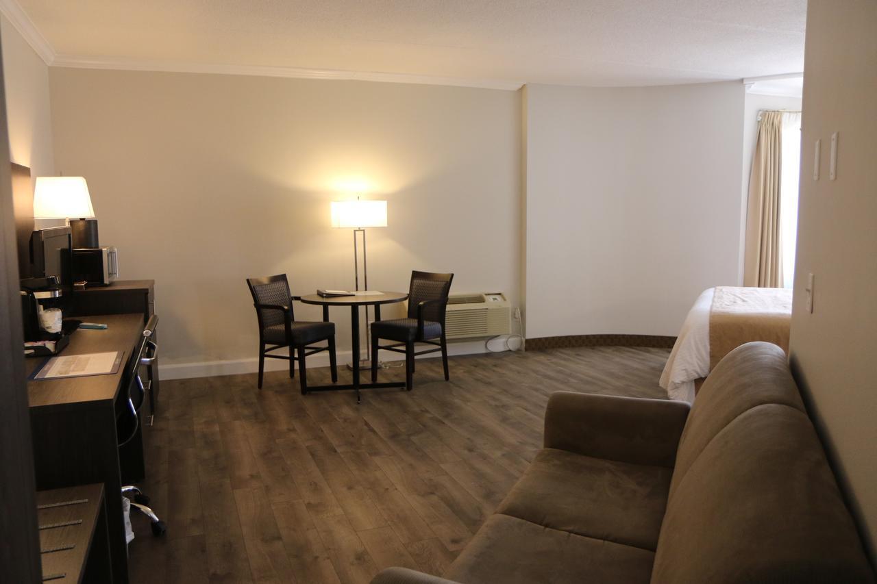 Best Western Laval-Montreal & Conference Centre Buitenkant foto