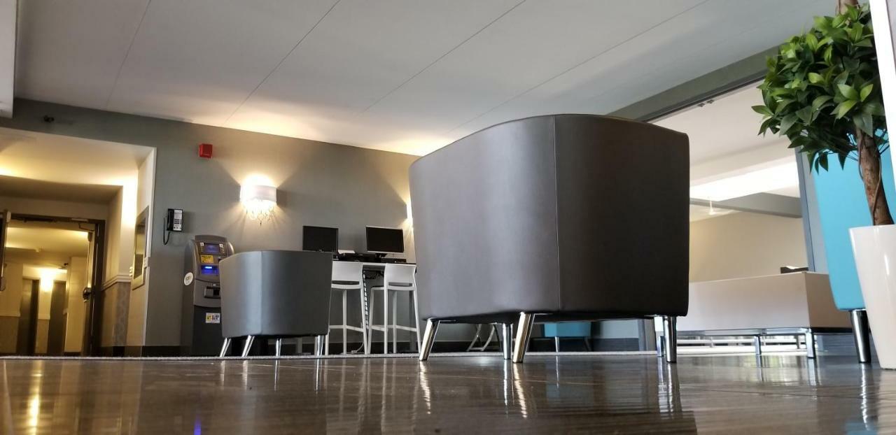 Best Western Laval-Montreal & Conference Centre Buitenkant foto